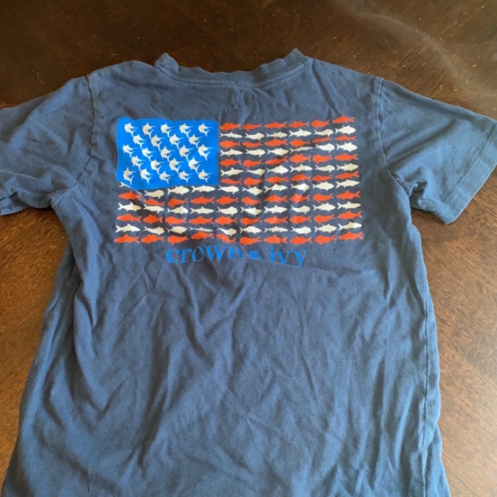 Crown and Ivy T shirt